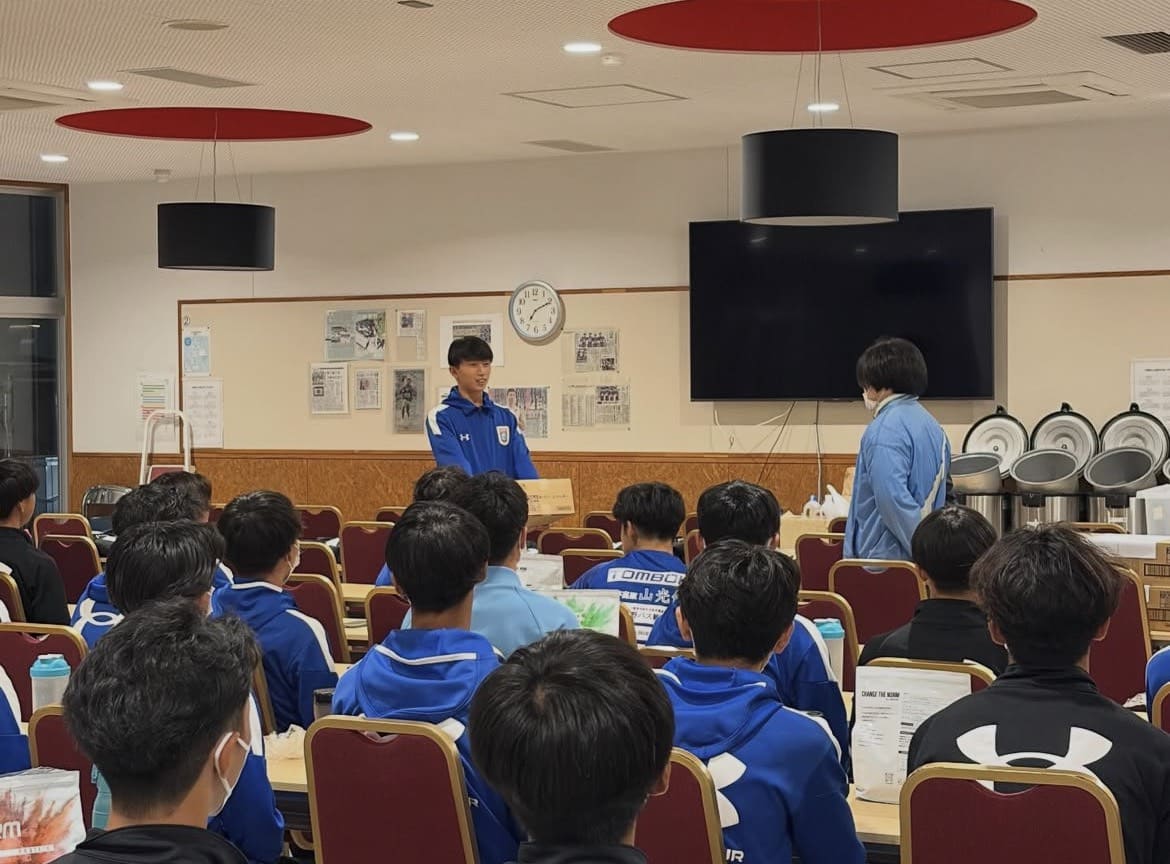 信栄食品様から差し入れをいただきました